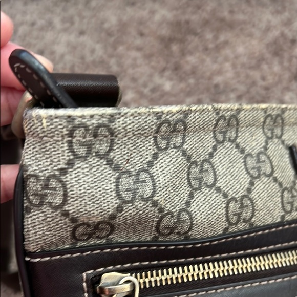 1940Gucci Brown Crossbody Bag - Picture 3 of 14